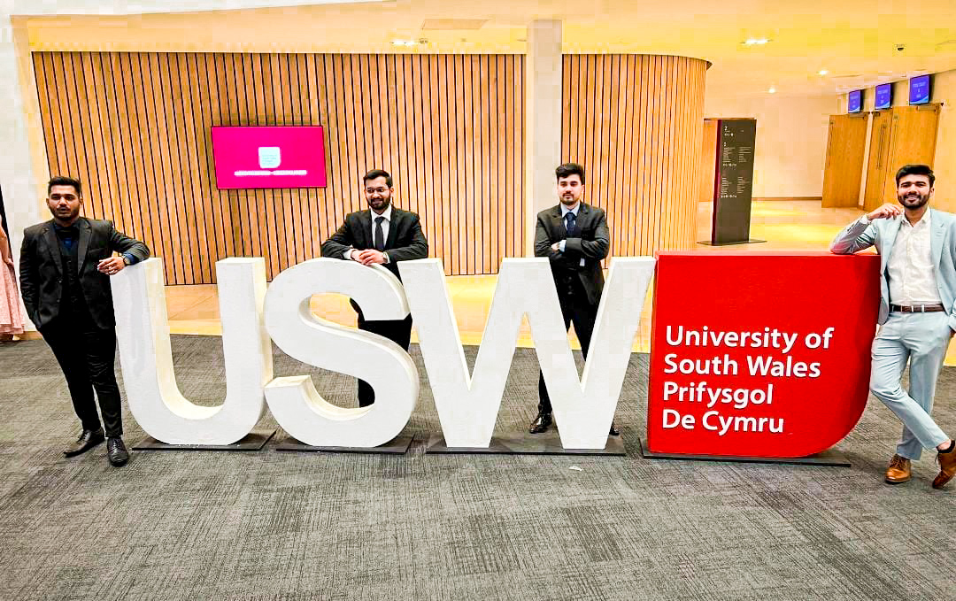 students-at-USW